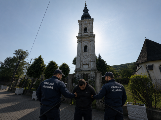 30) BEZPEČNOSŤ V OBCI a prevencia kriminality